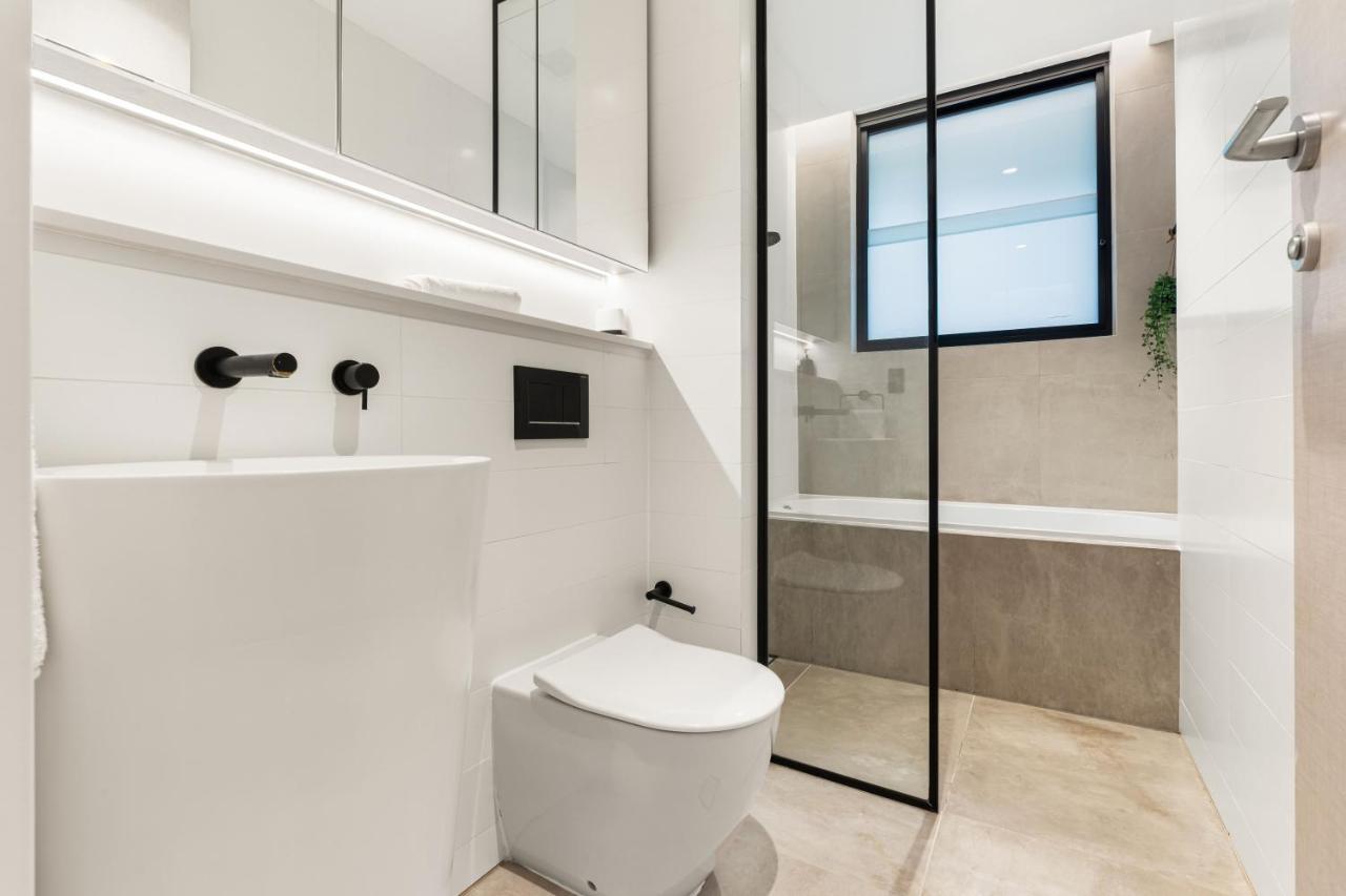Modern 1Br Abode With Courtyard Steps To The Beach Sydney Exterior photo
